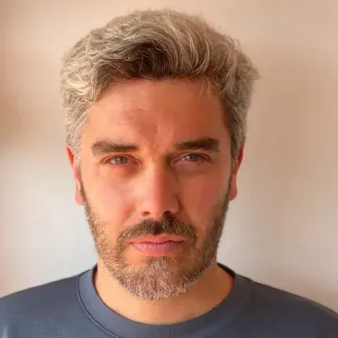 Jean — Französische Voice-over
